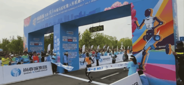 为什么机器人跑马拉松也要穿鞋？