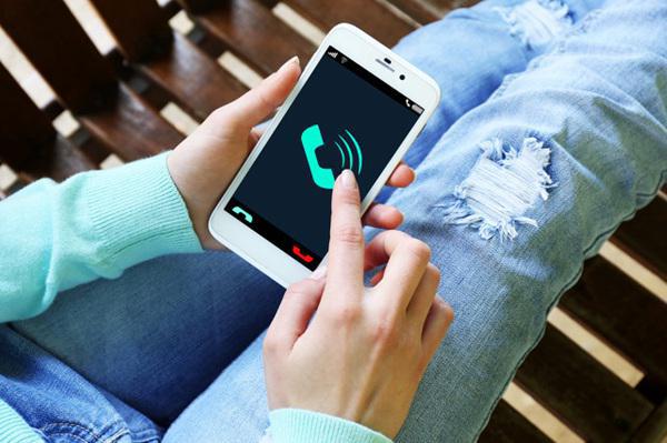 用 iPhone 打电话给别人时，怎么隐藏本机号码？