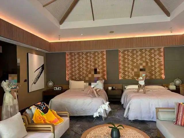 “最贵酒店”保洁员，以假币掉包住客现金