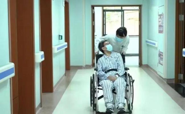 汶川地震幸存的孩子如今怎么样了 重生与辉煌