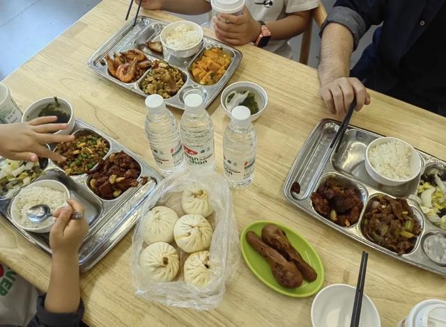 这个五一，来政府食堂吃饭
